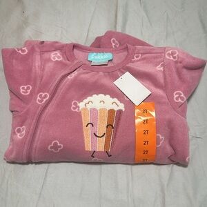 Pekkle - NWT - fleece footed sleepers - Popcorn design - 2T